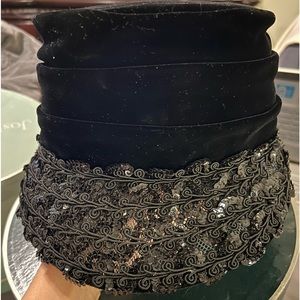 𝗗𝗲' 𝗔𝗹𝘃𝗮 𝗩𝗶𝗻𝘁𝗮𝗴𝗲 𝗵𝗮𝘁 𝗔𝘂𝘁𝗵𝗲𝗻𝘁𝗶𝗰.